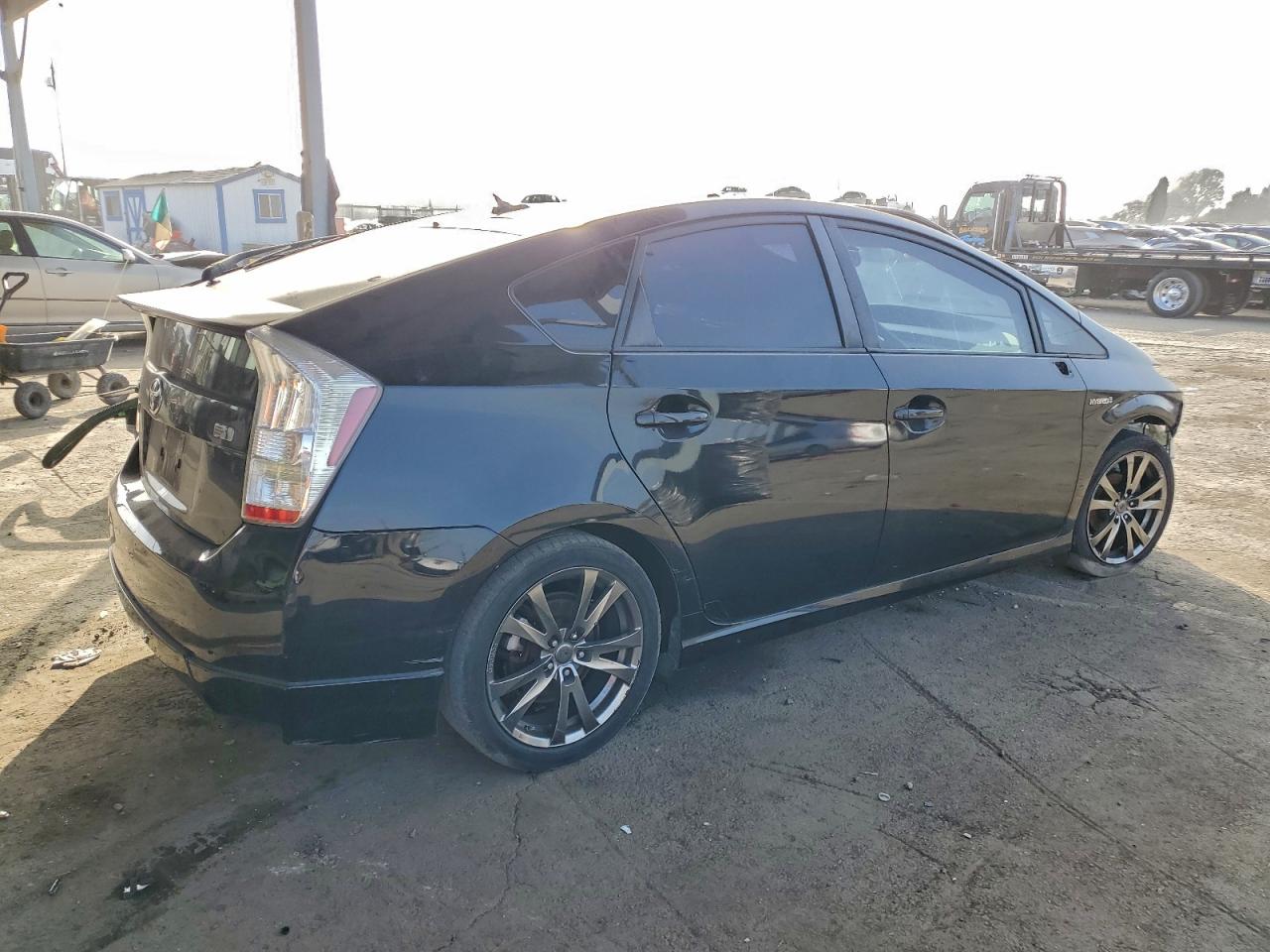 2011 TOYOTA PRIUS photo 3