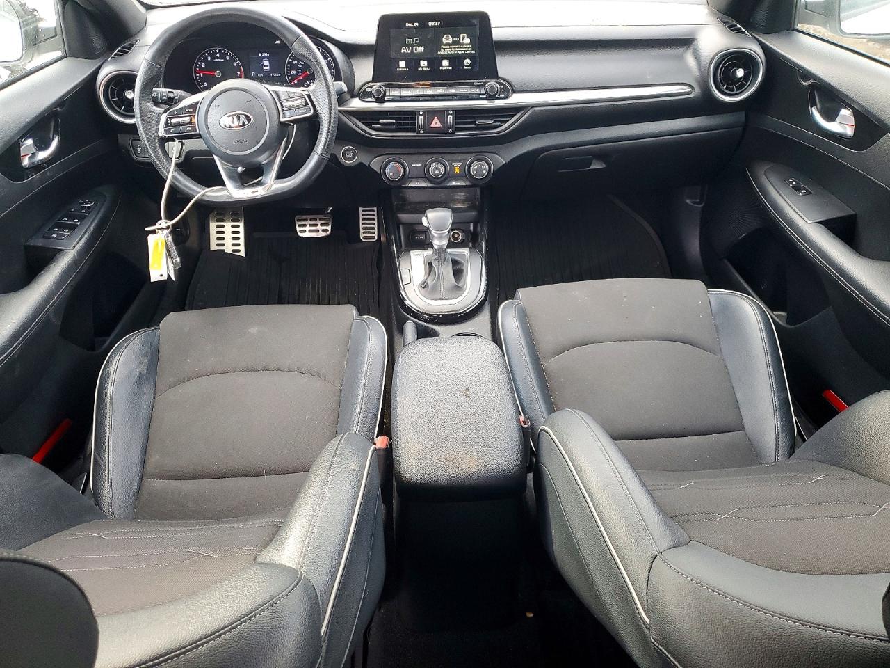 2020 KIA FORTE GT LINE photo 8