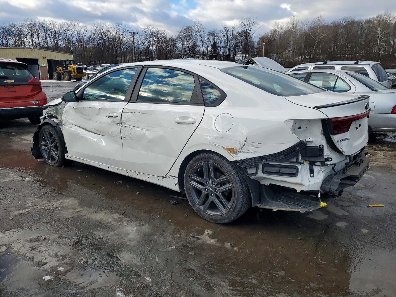 2020 KIA FORTE GT LINE photo 2