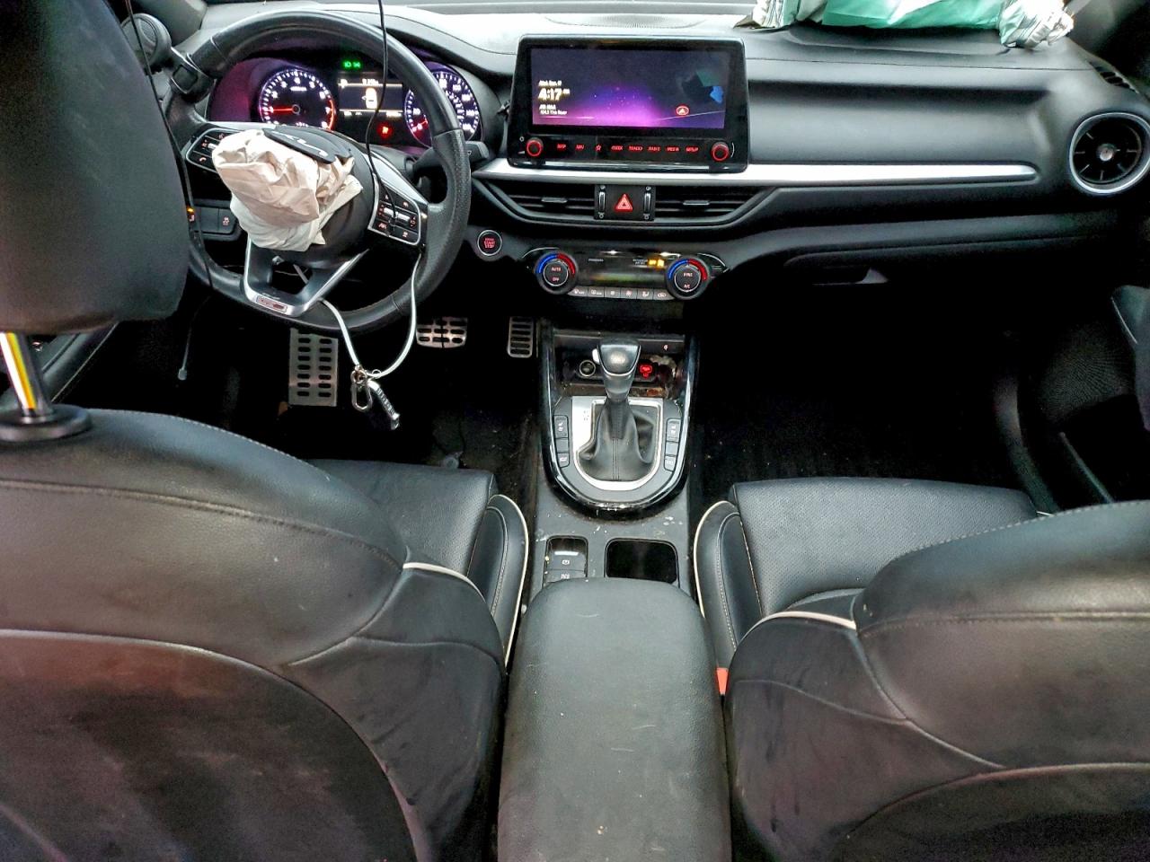 2023 KIA FORTE GT LINE photo 8