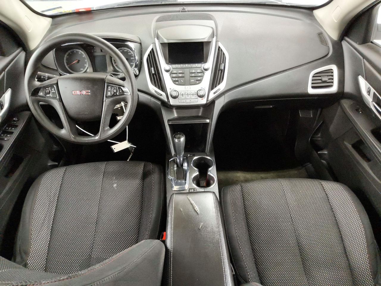 2017 GMC TERRAIN SLE photo 8
