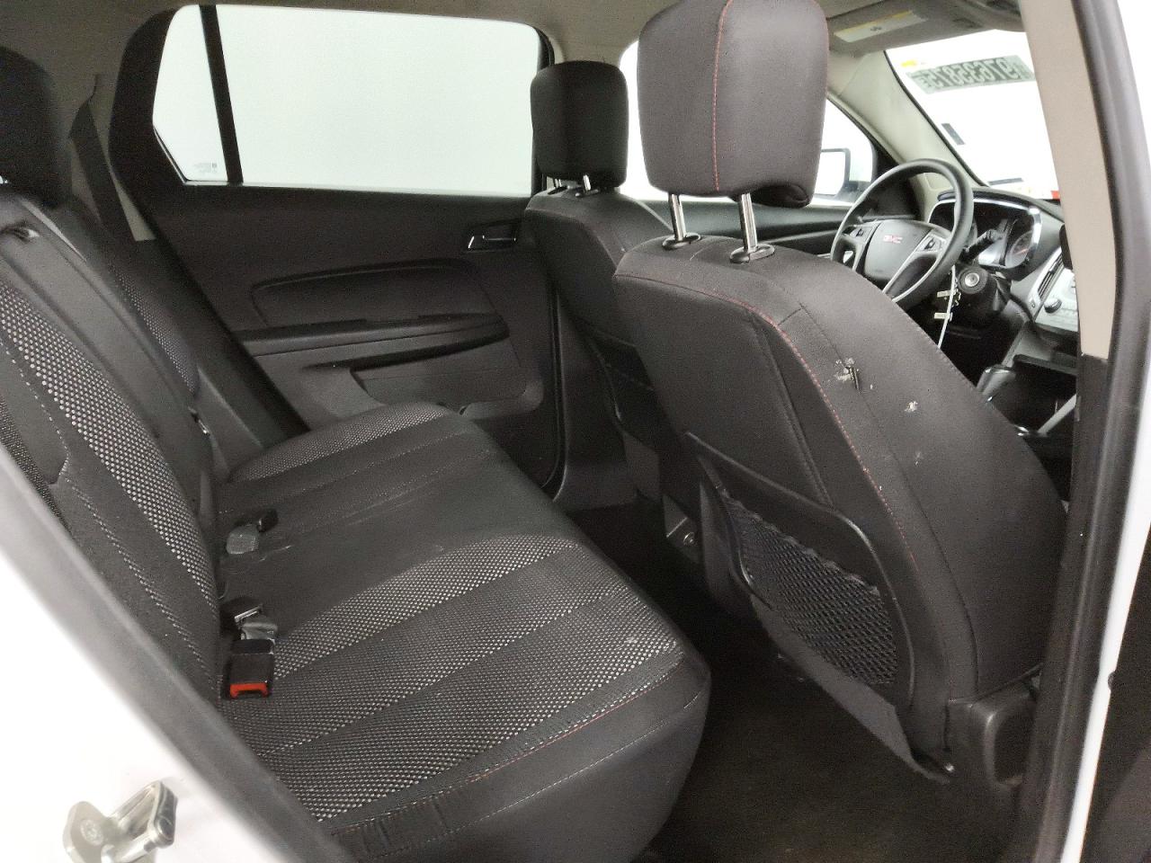 2017 GMC TERRAIN SLE photo 11