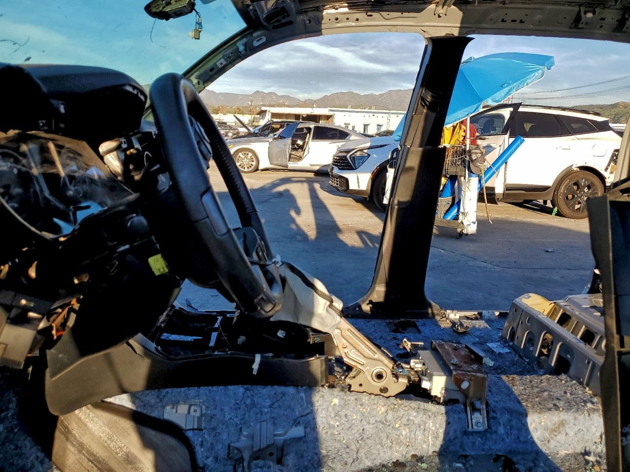 2019 TOYOTA TACOMA photo 19