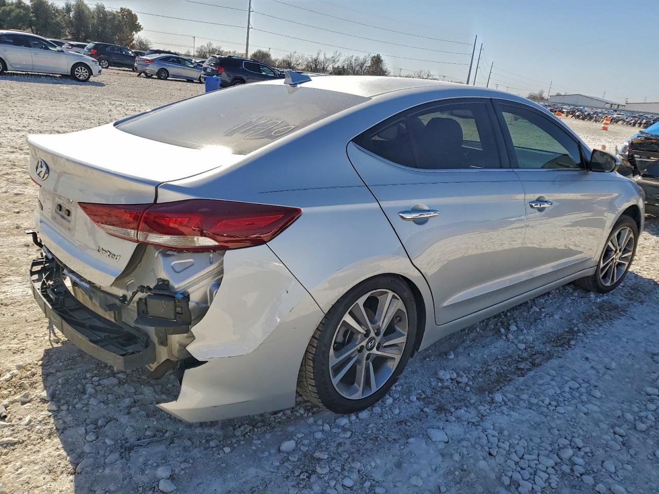 2017 HYUNDAI ELANTRA SE photo 3