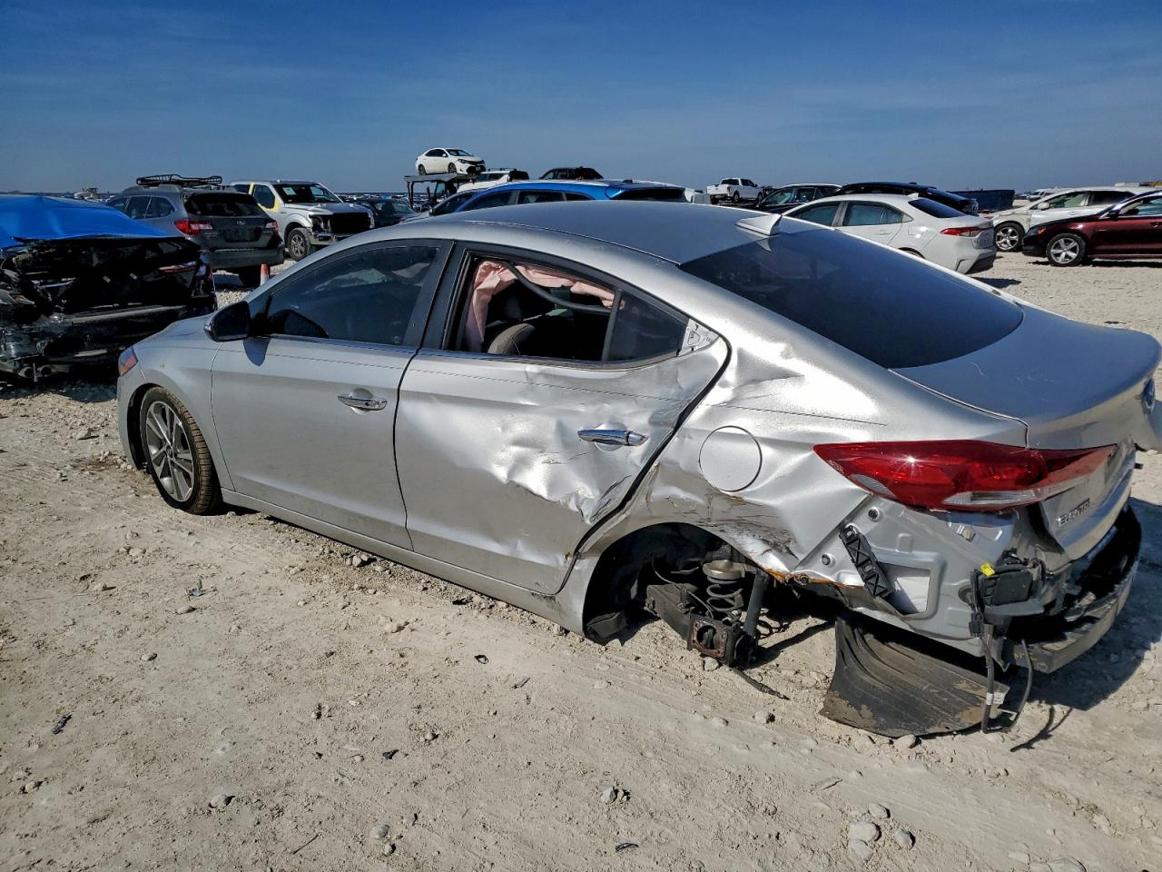 2017 HYUNDAI ELANTRA SE photo 2