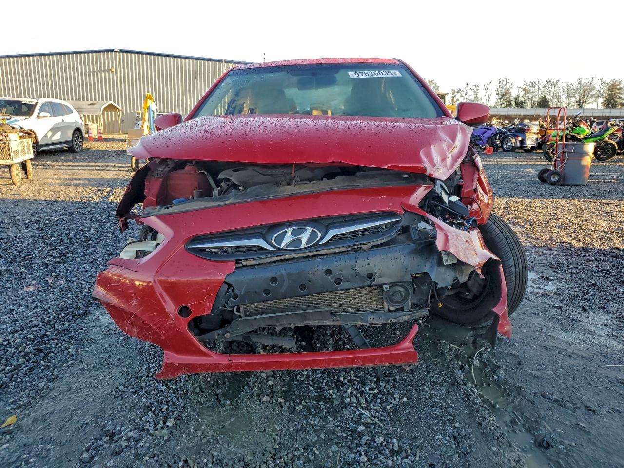 2012 HYUNDAI ACCENT GLS photo 5