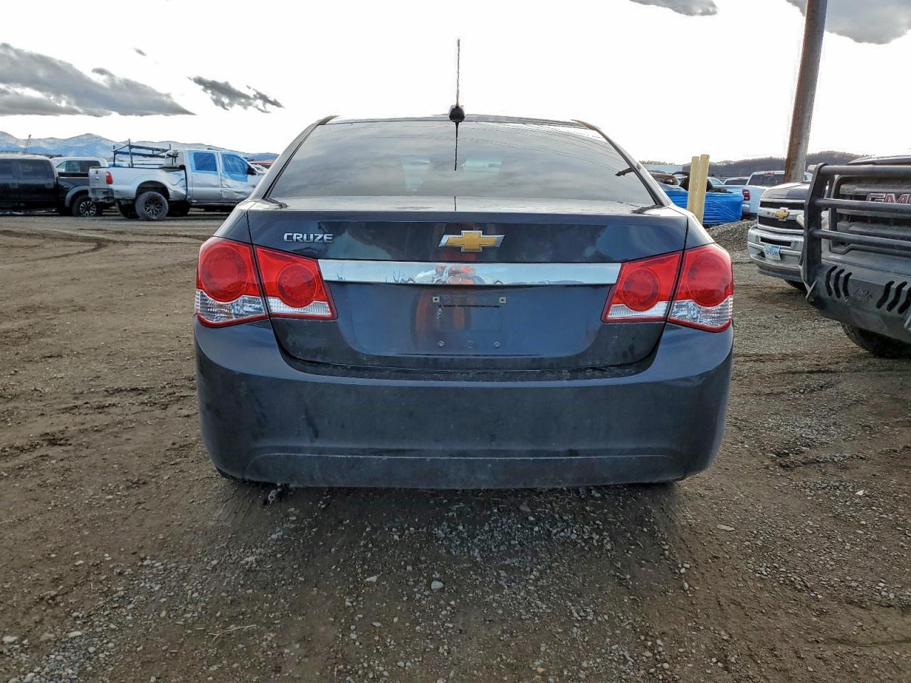 2015 CHEVROLET CRUZE LS photo 6