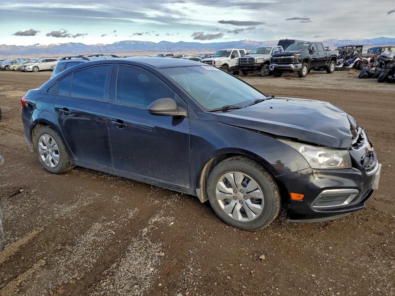 2015 CHEVROLET CRUZE LS photo 4