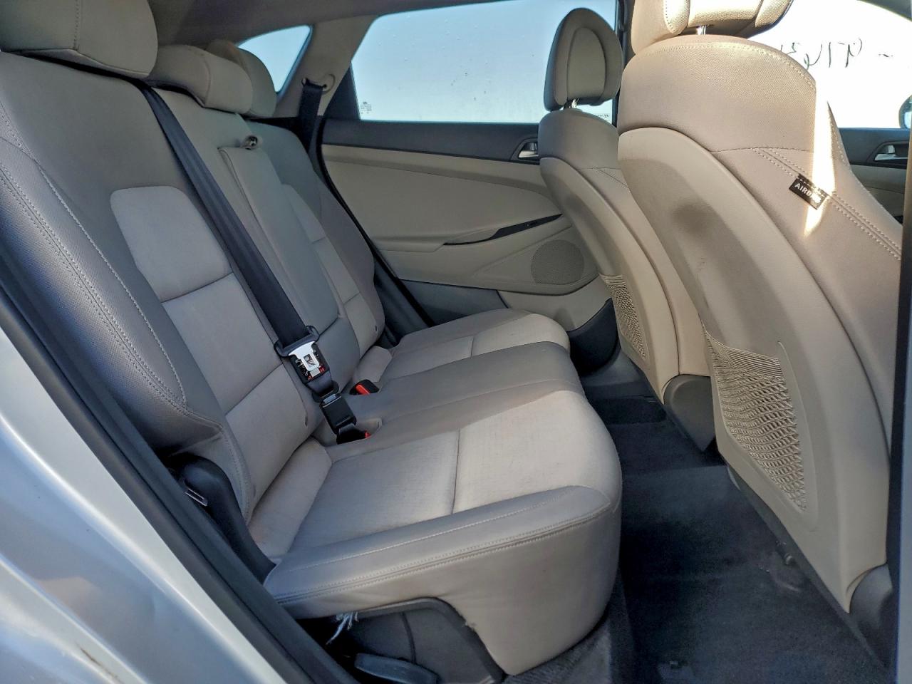 2016 HYUNDAI TUCSON SE photo 11