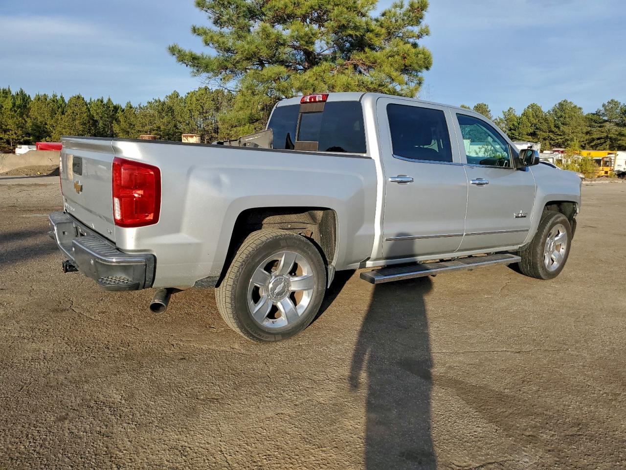 2016 CHEVROLET SILVERADO C1500 LTZ photo 5