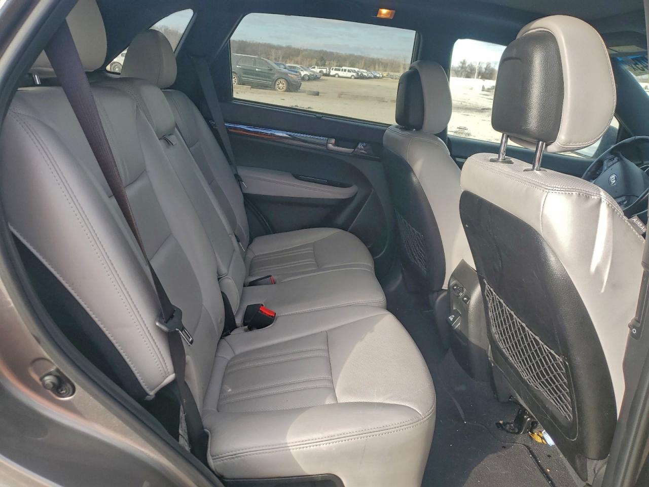 2014 KIA SORENTO SX photo 11