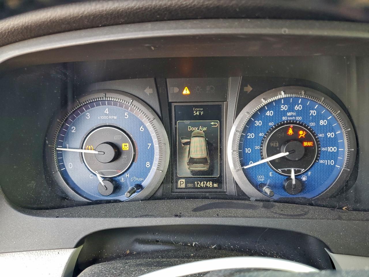 2015 TOYOTA SIENNA XLE photo 9