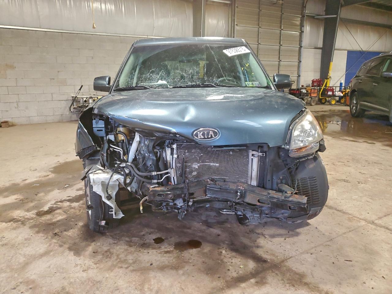 2011 KIA SOUL + photo 5