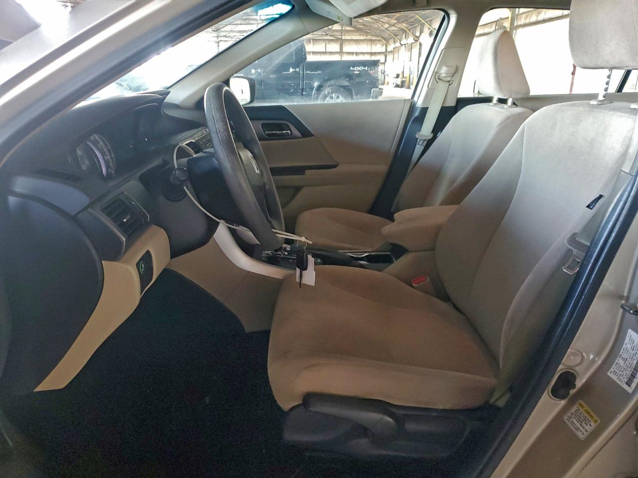 2013 HONDA ACCORD LX photo 7