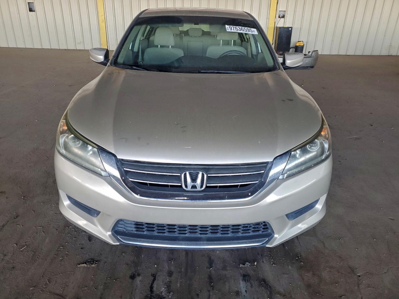 2013 HONDA ACCORD LX photo 5