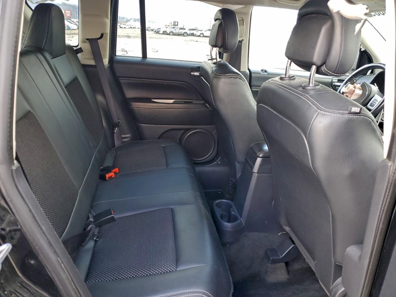 2017 JEEP COMPASS LATITUDE photo 11