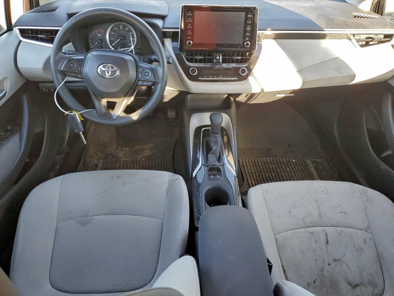2020 TOYOTA COROLLA LE photo 15