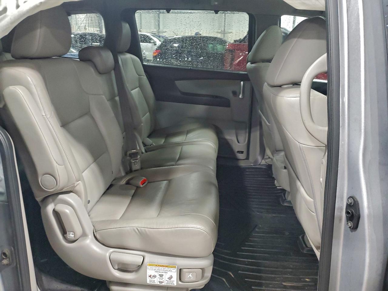 2016 HONDA ODYSSEY EXL photo 11