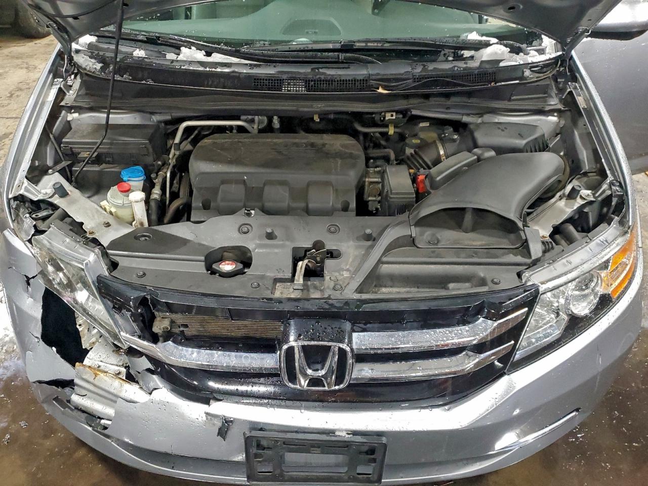 2016 HONDA ODYSSEY EXL photo 12