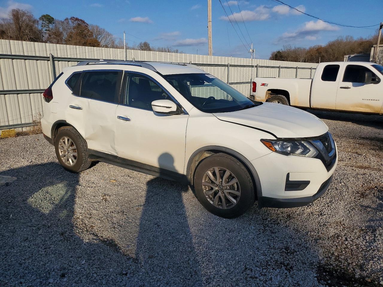 2020 NISSAN ROGUE S photo 4