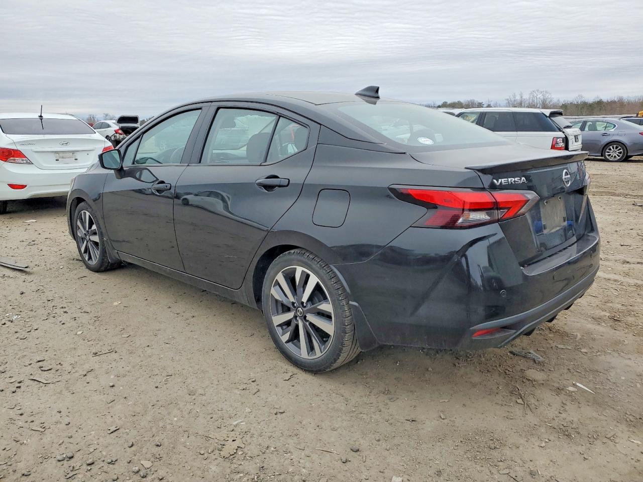 2020 NISSAN VERSA SR photo 2