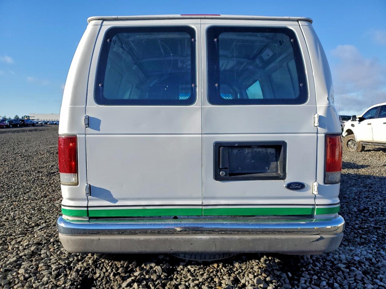 2003 FORD E250 DELIVERY VAN photo 6