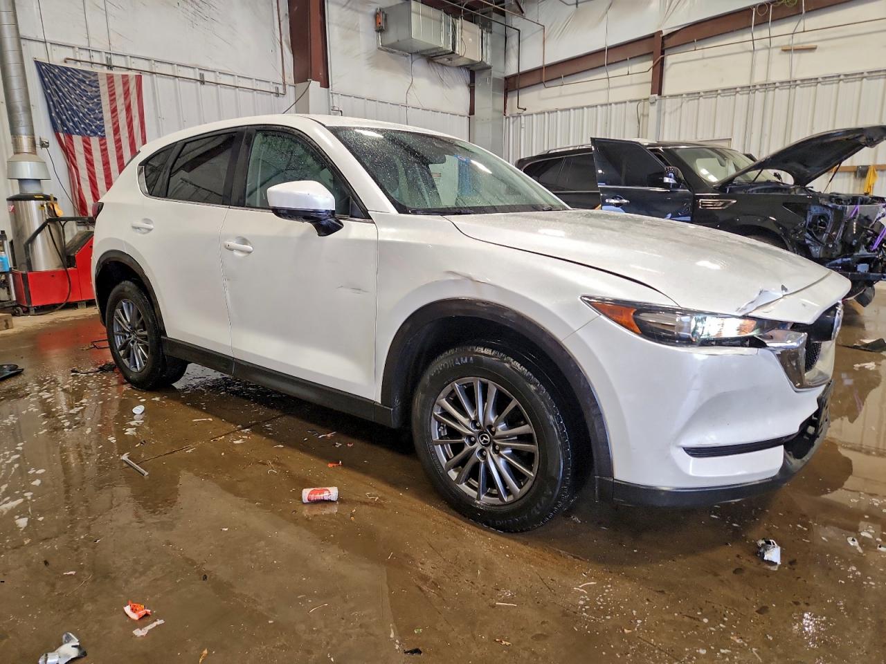 2017 MAZDA CX-5 TOURING photo 4