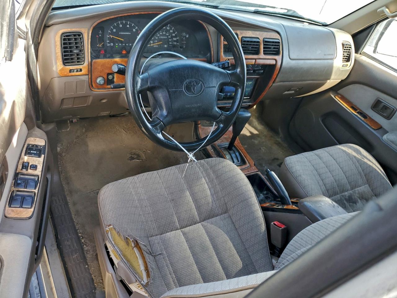 1998 TOYOTA 4RUNNER photo 8