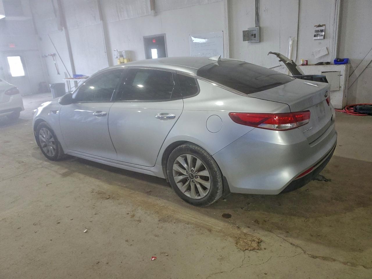 2016 KIA OPTIMA EX photo 2