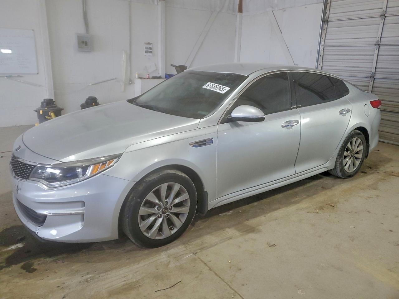 2016 KIA OPTIMA