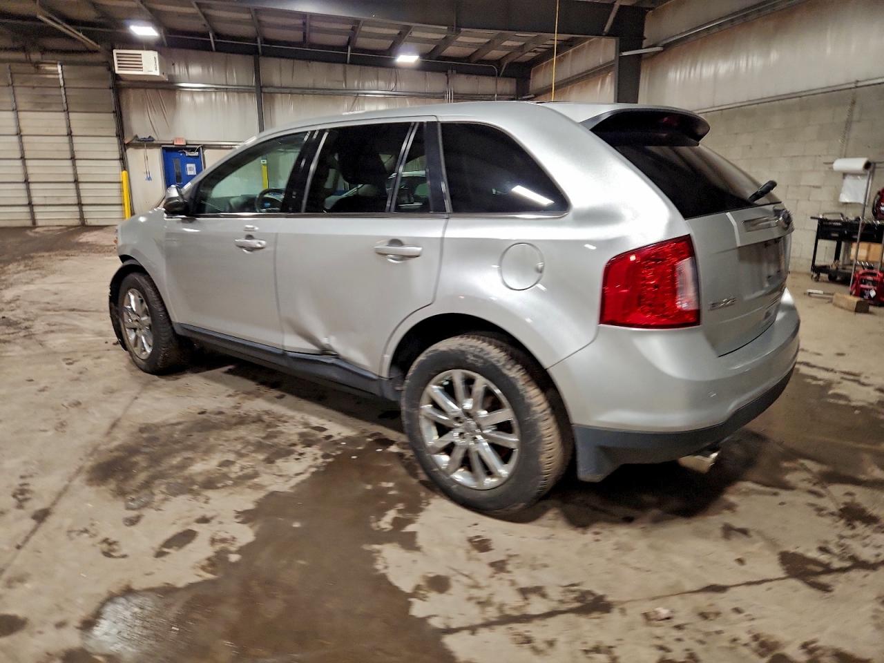 2013 FORD EDGE LIMITED photo 2