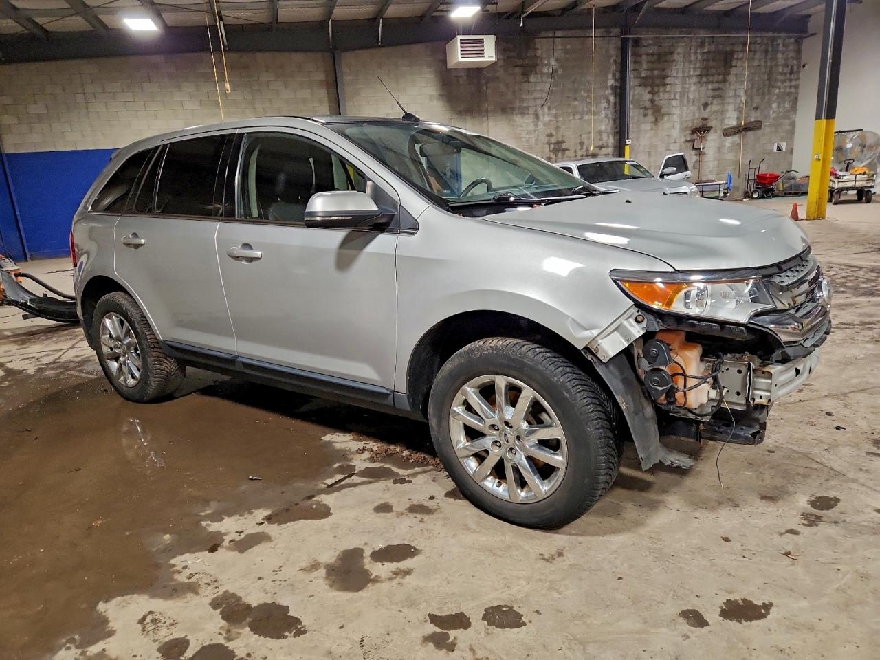 2013 FORD EDGE LIMITED photo 4