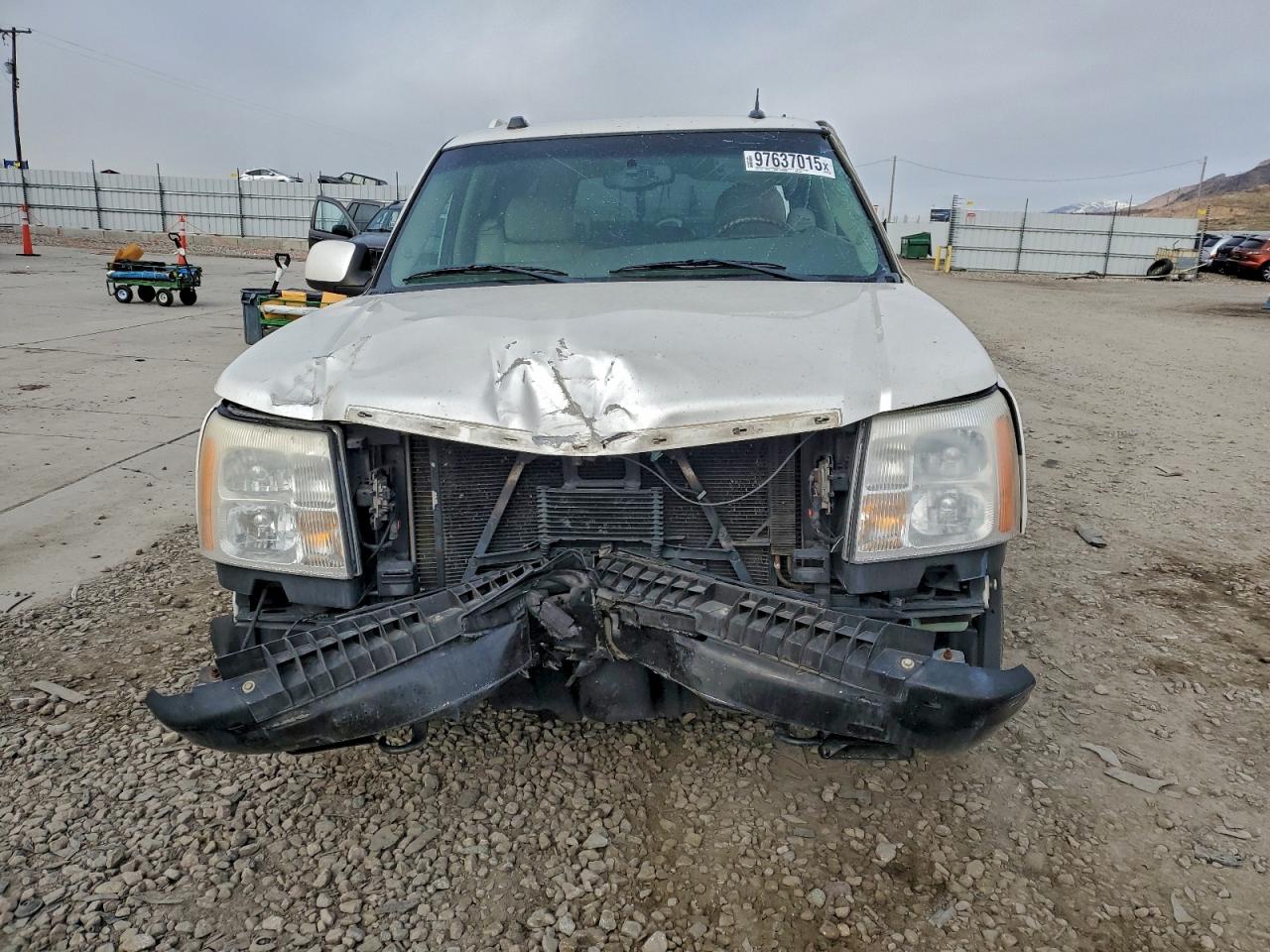 2005 CADILLAC ESCALADE ESV photo 9