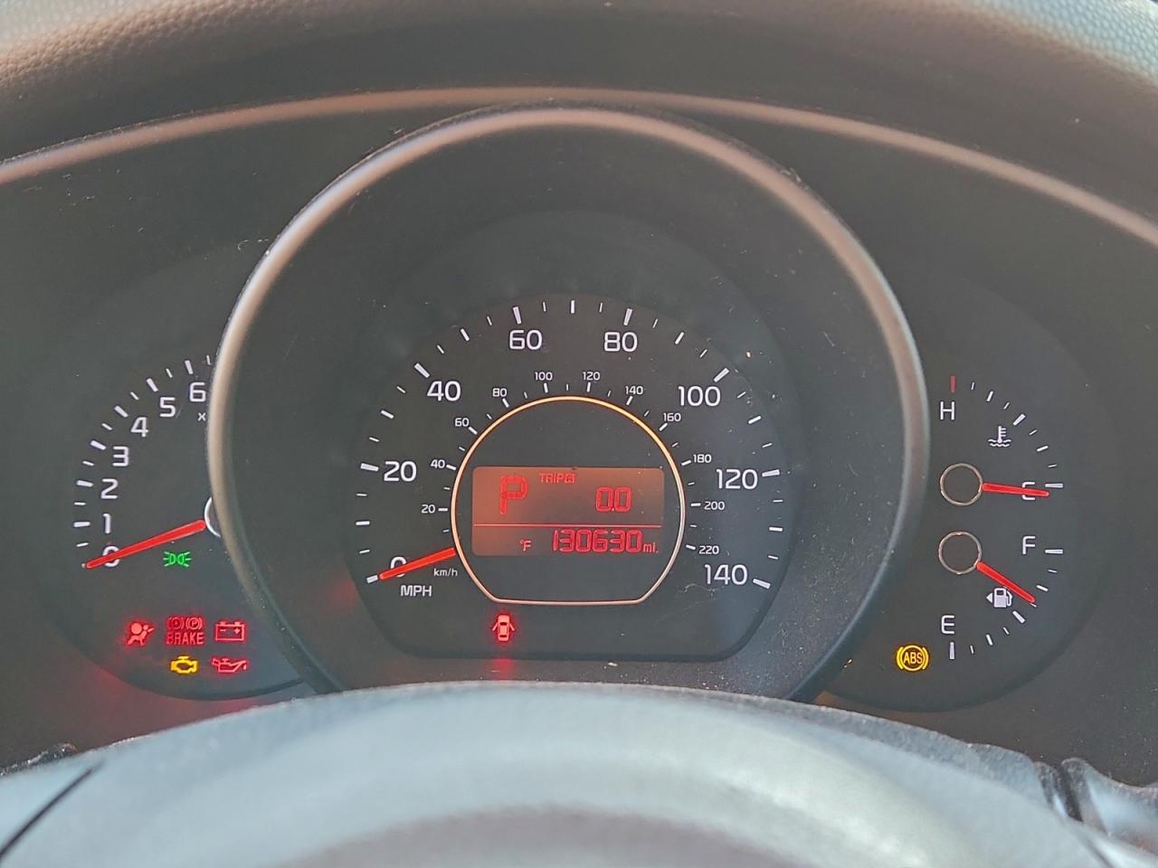 2014 KIA SOUL + photo 9