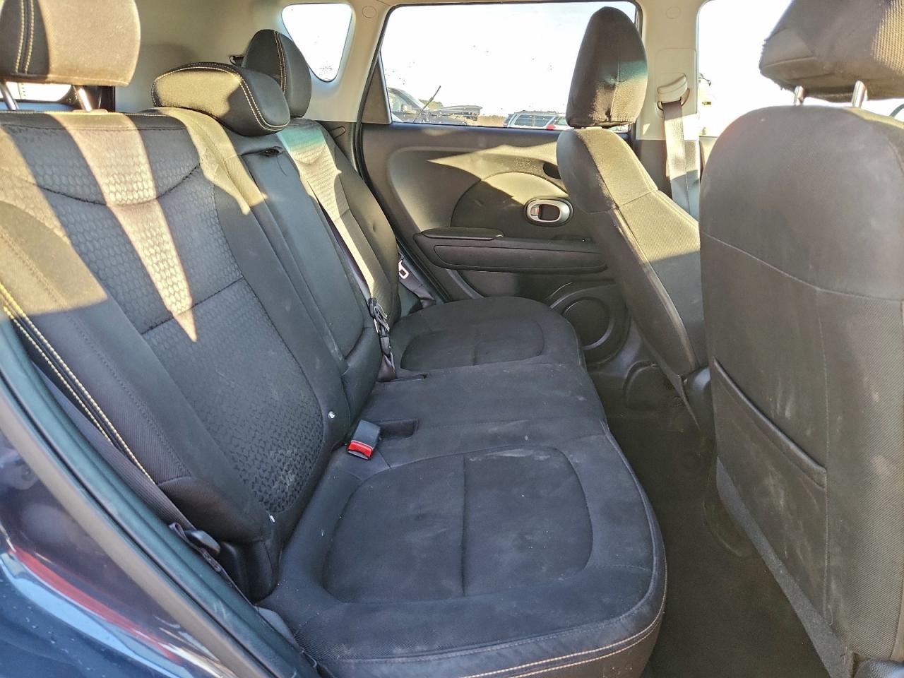 2014 KIA SOUL + photo 11