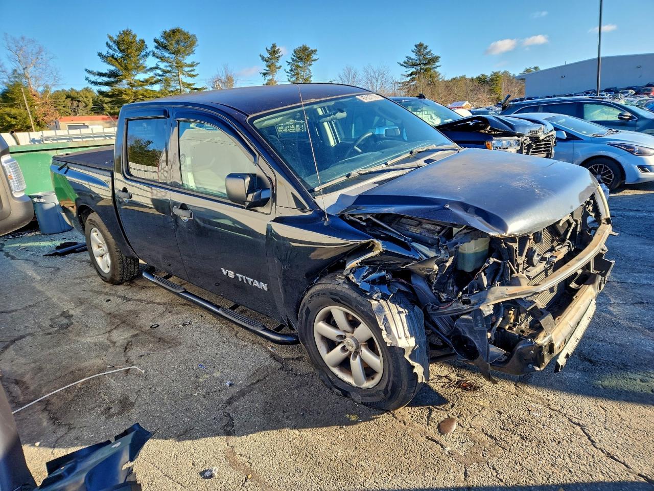 2011 NISSAN TITAN S photo 4