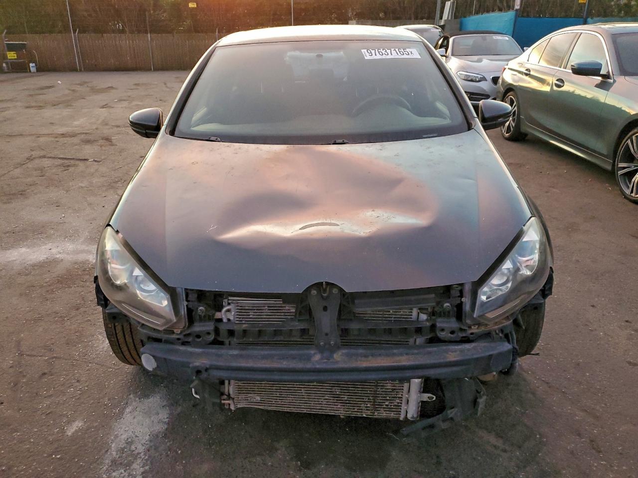 2011 VOLKSWAGEN GTI photo 13