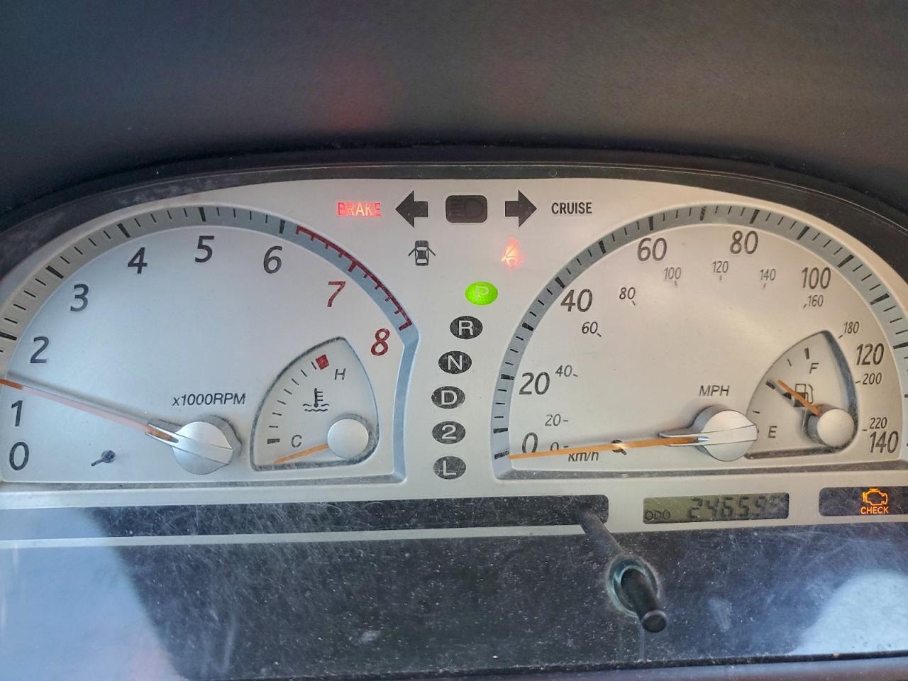 2003 TOYOTA CAMRY LE photo 9