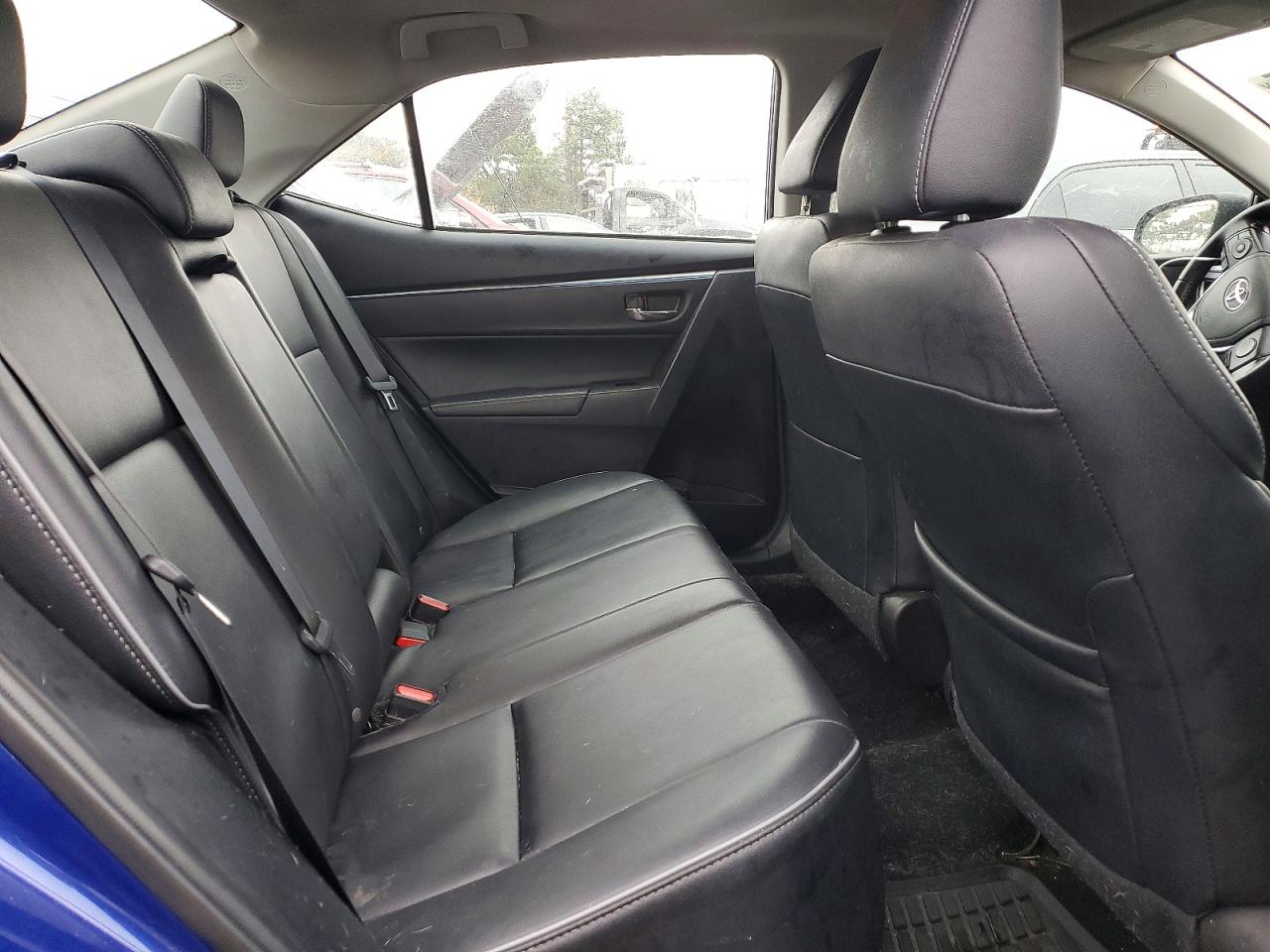 2015 TOYOTA COROLLA L photo 19