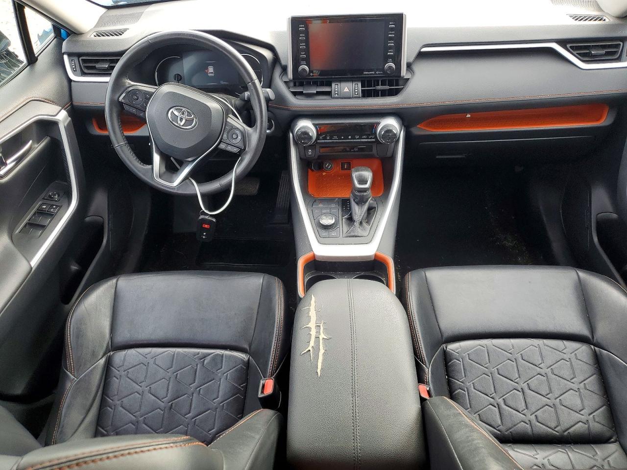 2021 TOYOTA RAV4 ADVENTURE photo 8
