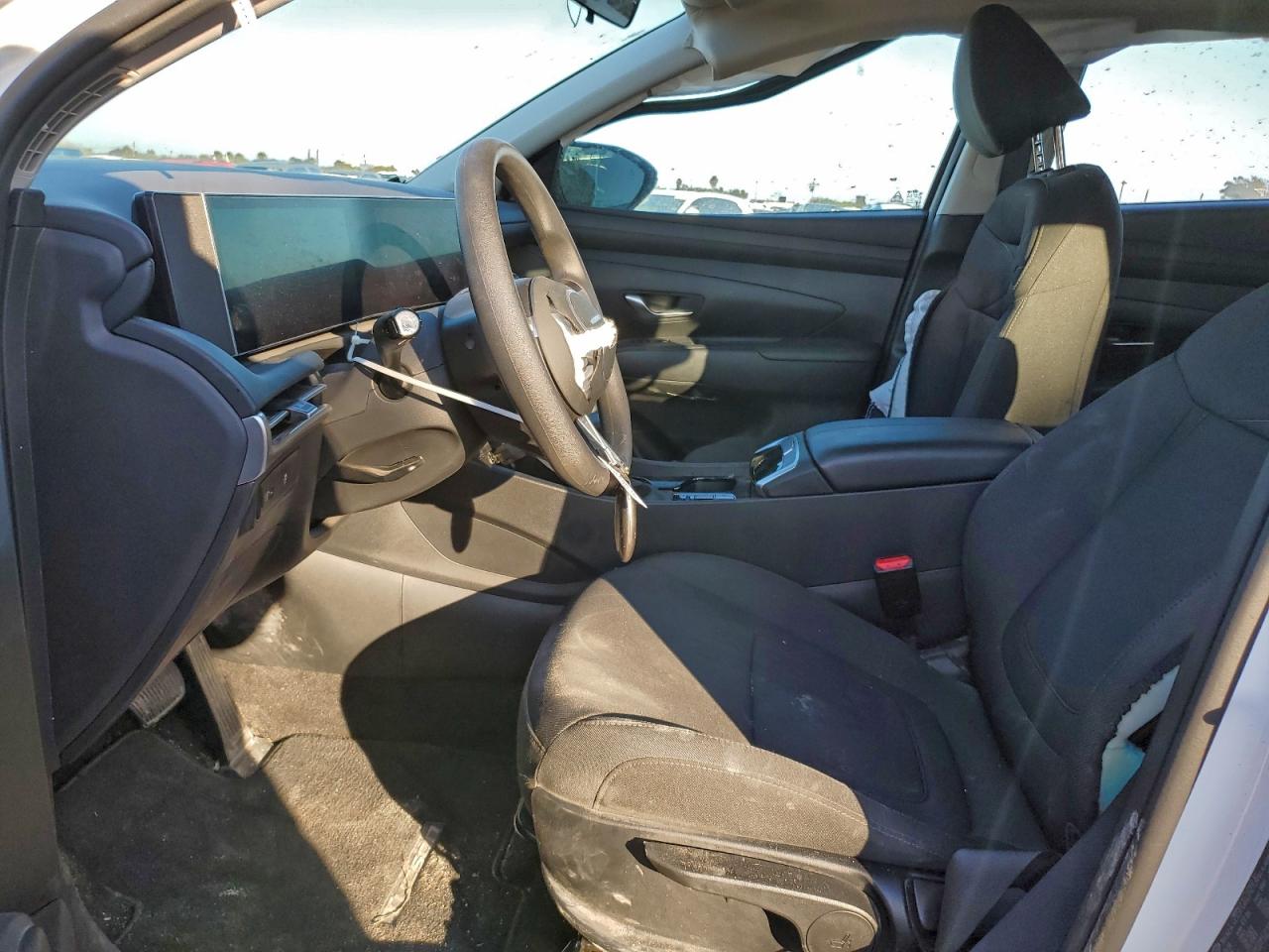 2025 HYUNDAI TUCSON SE photo 7