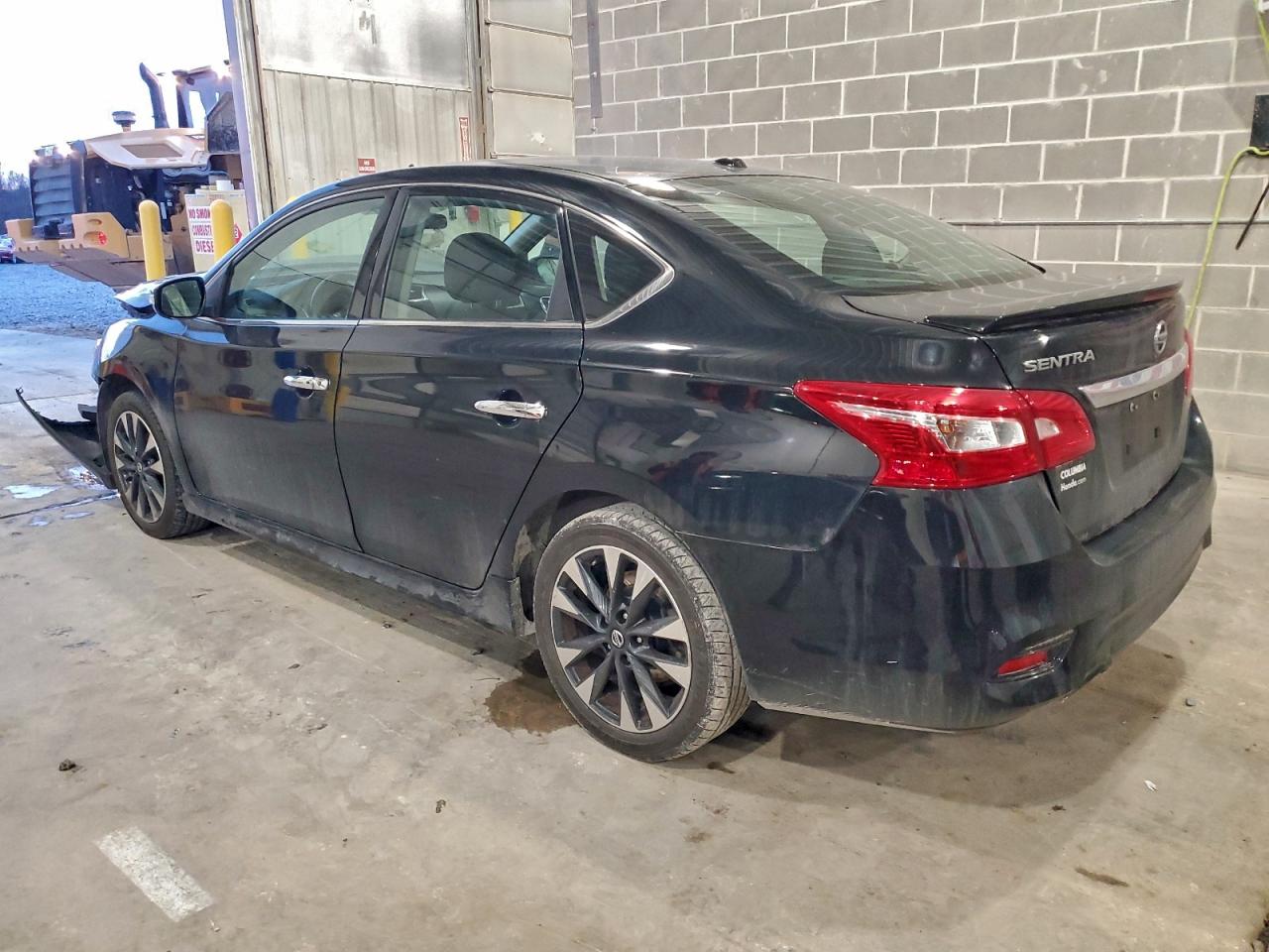 2019 NISSAN SENTRA S photo 2