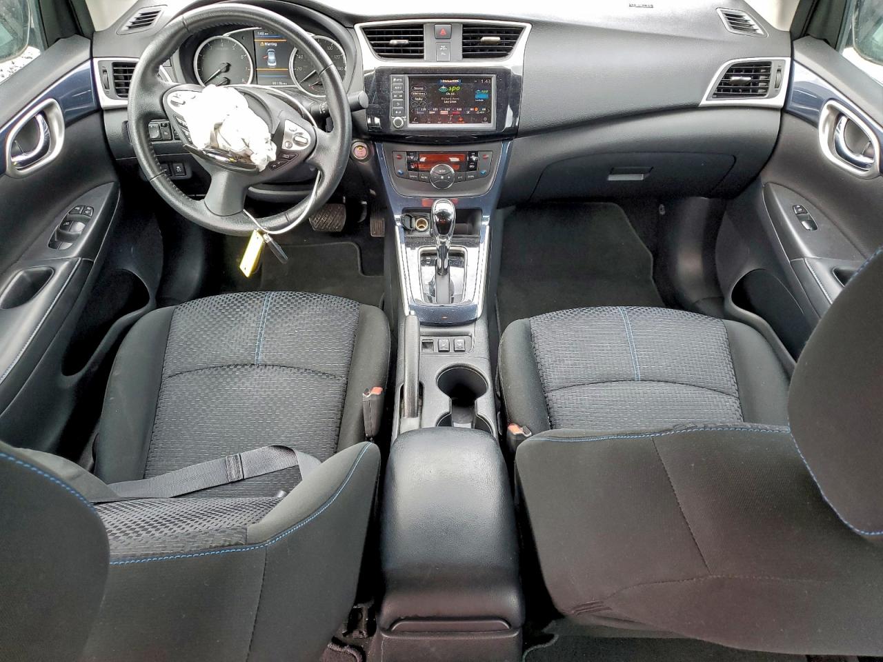 2019 NISSAN SENTRA S photo 8