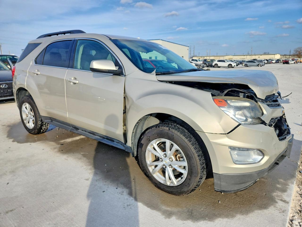 2016 CHEVROLET EQUINOX LT photo 4