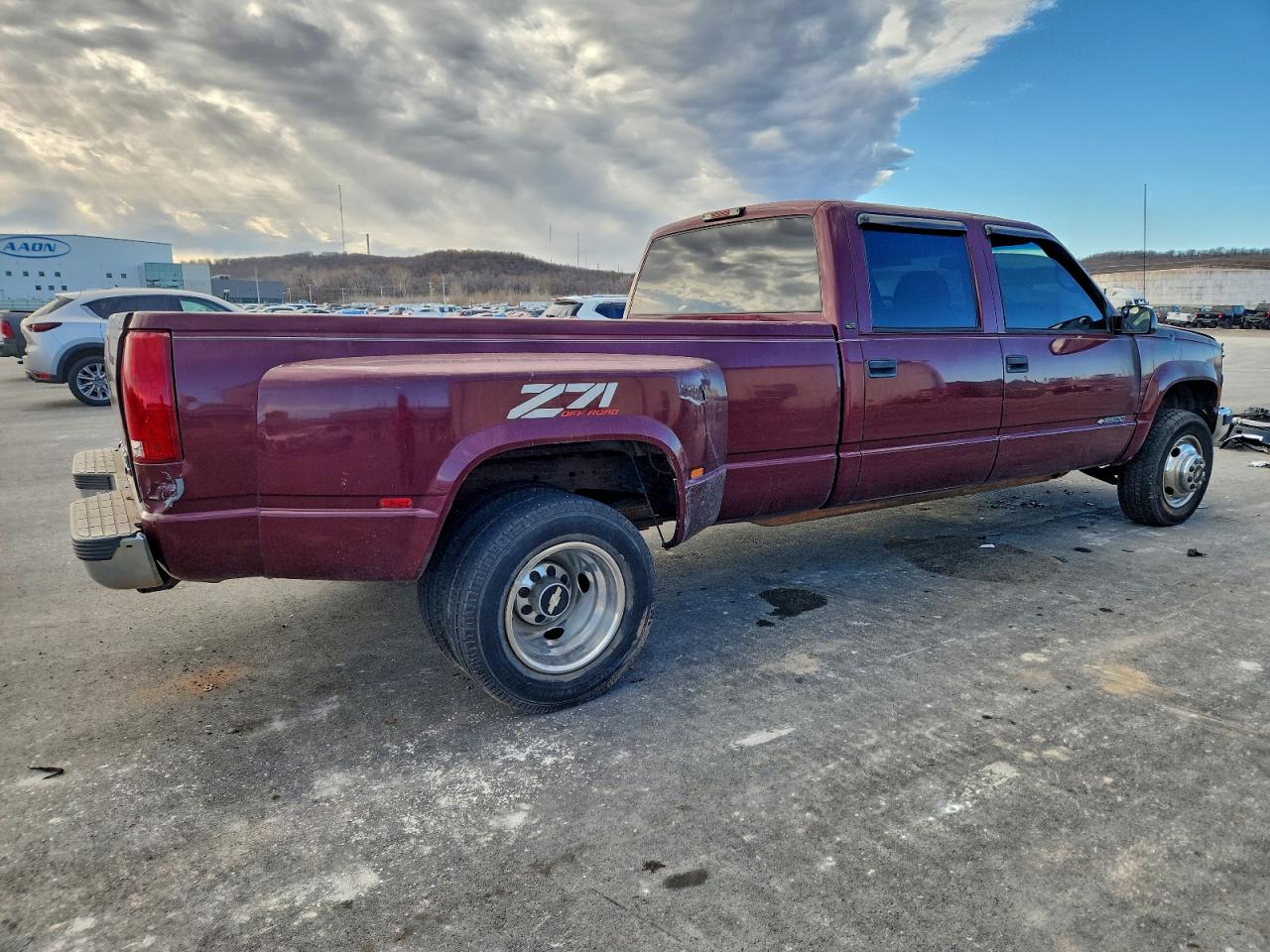 1998 CHEVROLET GMT-400 K3500 photo 3
