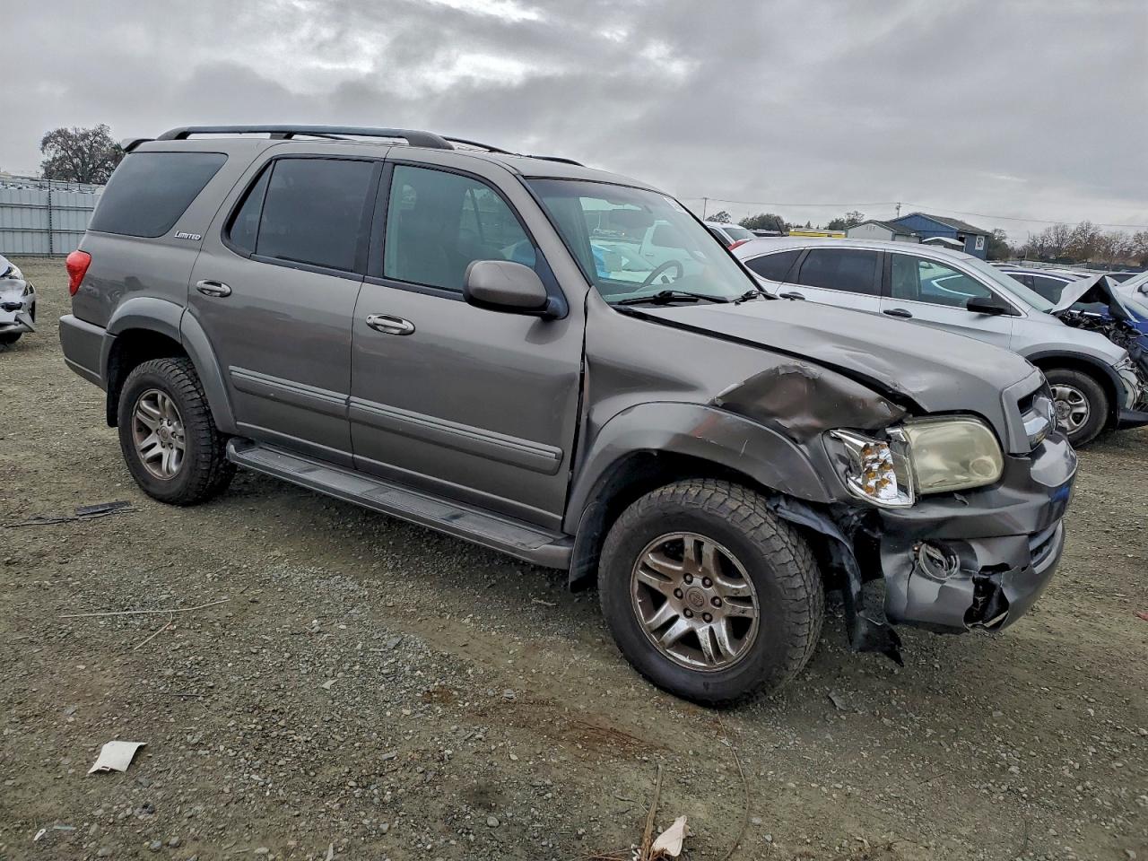 2005 TOYOTA SEQUOIA LIMITED photo 4