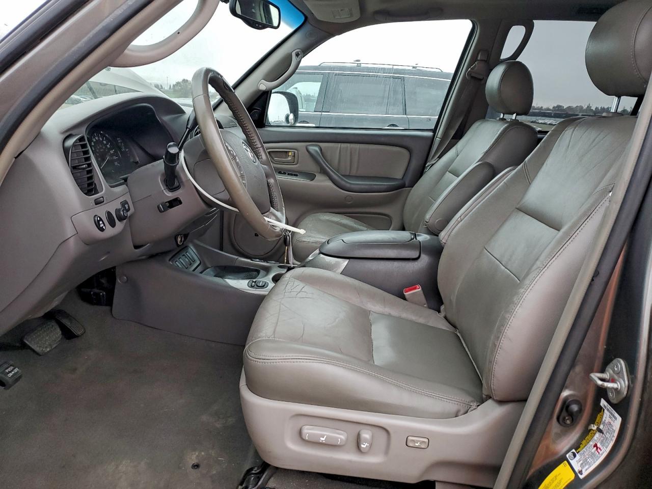 2005 TOYOTA SEQUOIA LIMITED photo 7