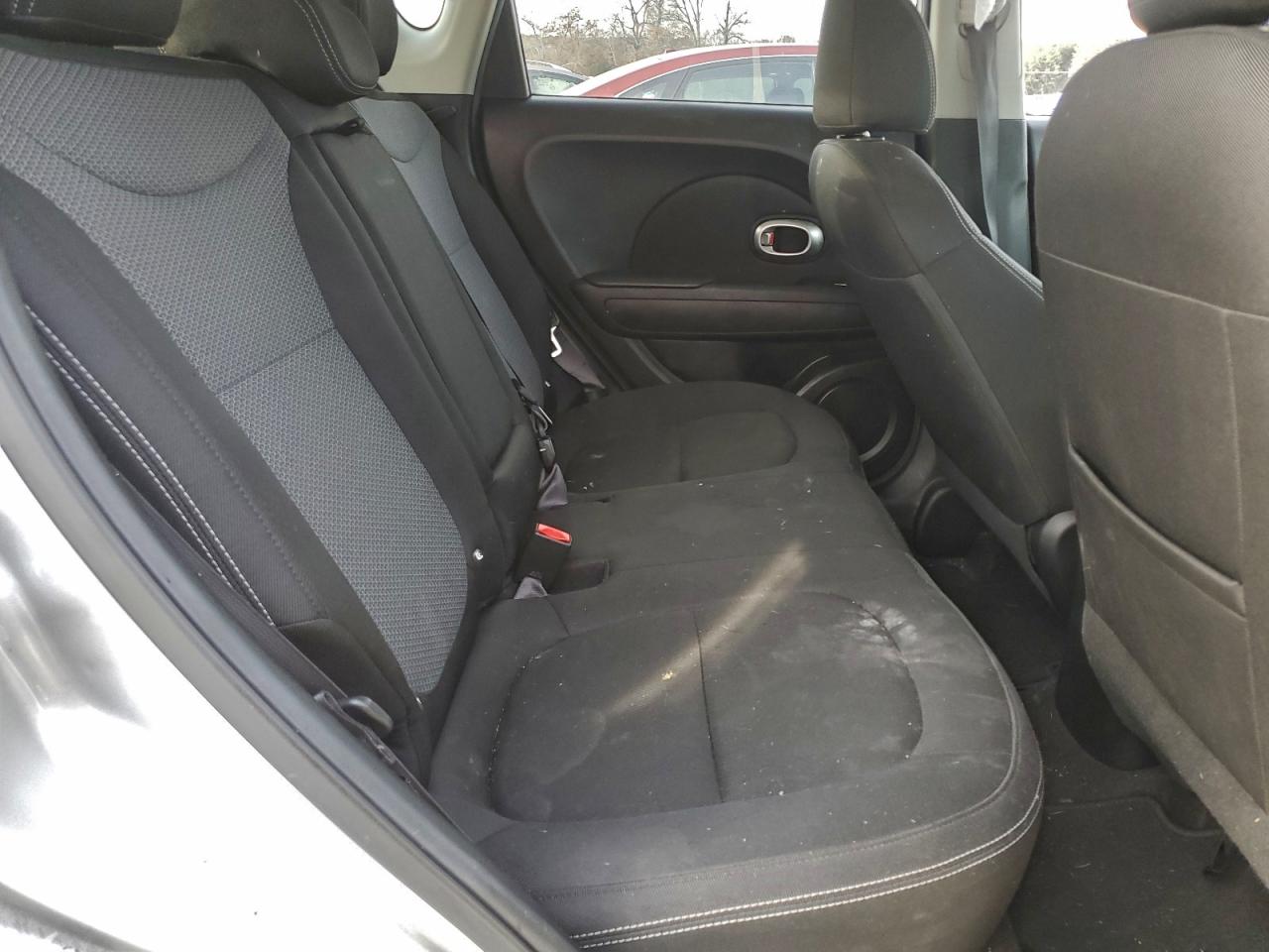 2017 KIA SOUL + photo 10