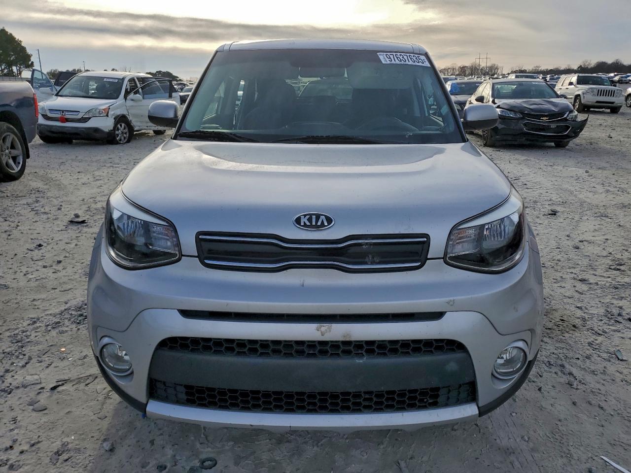 2017 KIA SOUL + photo 5