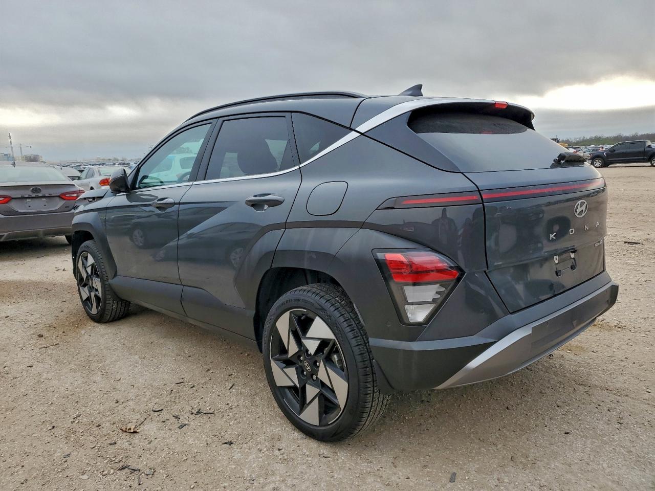 2024 HYUNDAI KONA LIMITED photo 2
